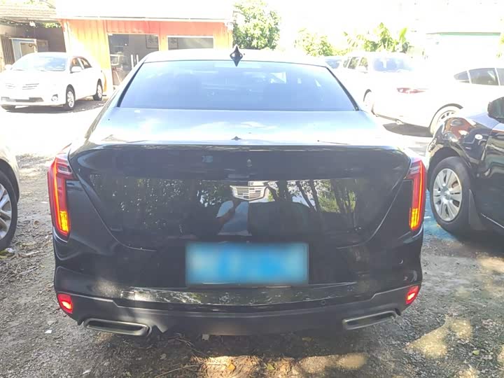 Фото 6 - Cadillac CT4