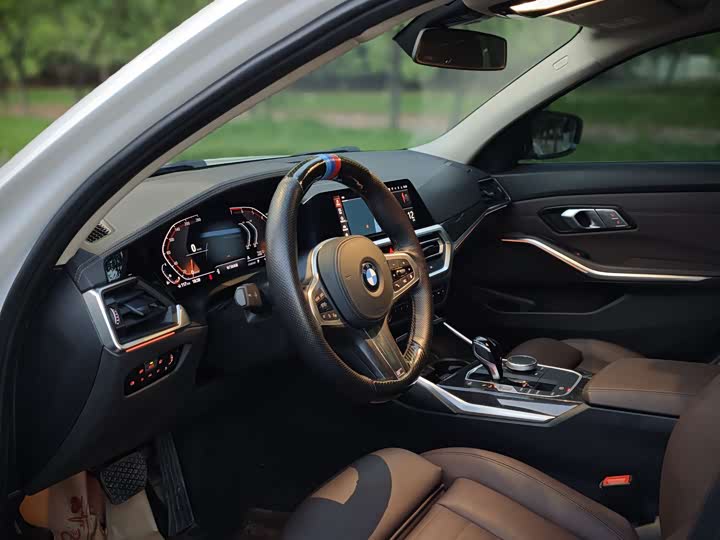 Фото 11 - BMW 3 Series