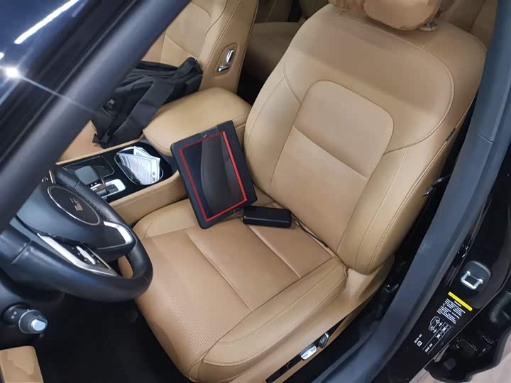 Фото 16 - LiXiang One