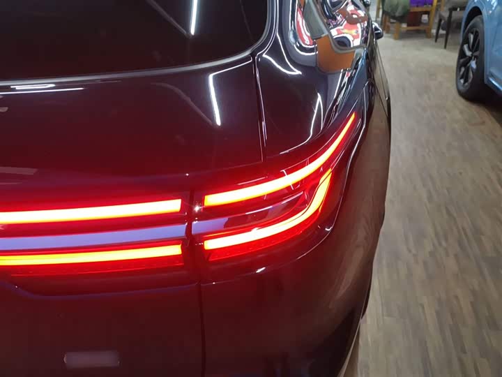 Фото 8 - LiXiang One