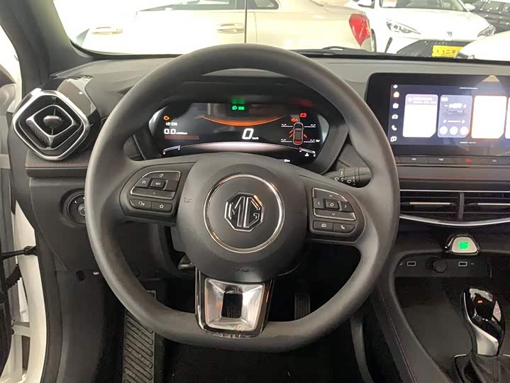 Фото 3 - MG Motor 5