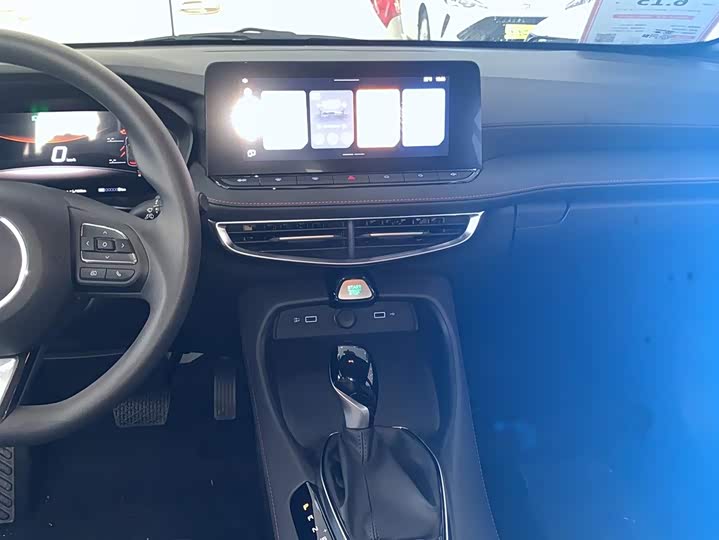 Фото 6 - MG Motor 5