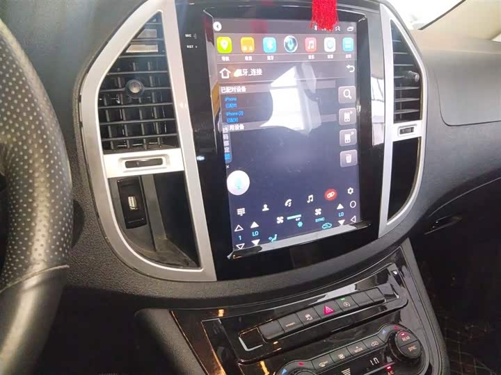 Фото 13 - Mercedes-Benz Vito