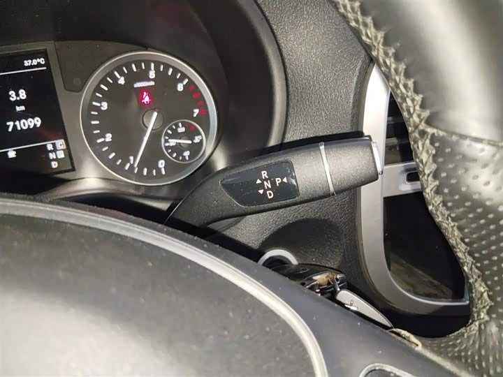 Фото 14 - Mercedes-Benz Vito