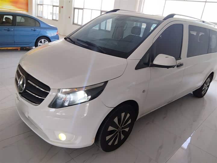Фото 2 - Mercedes-Benz Vito