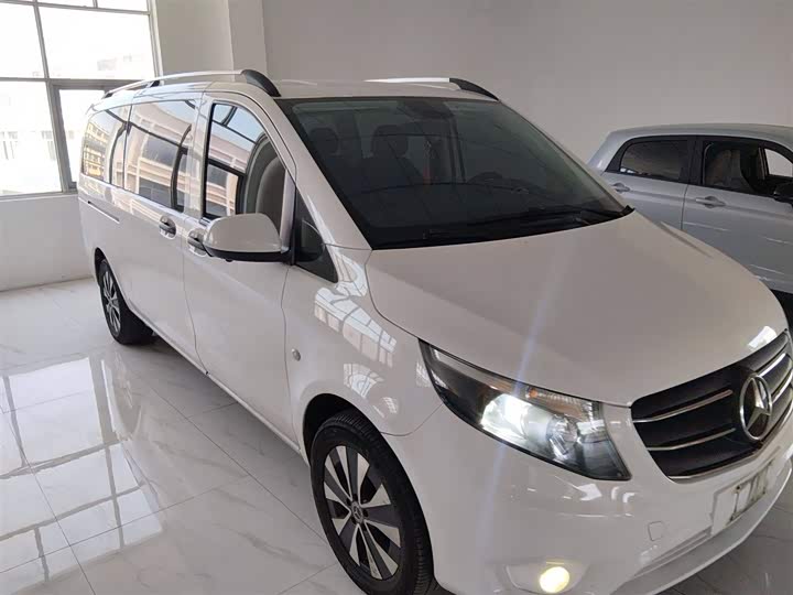 Фото 4 - Mercedes-Benz Vito