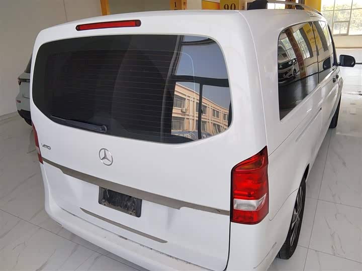 Фото 6 - Mercedes-Benz Vito