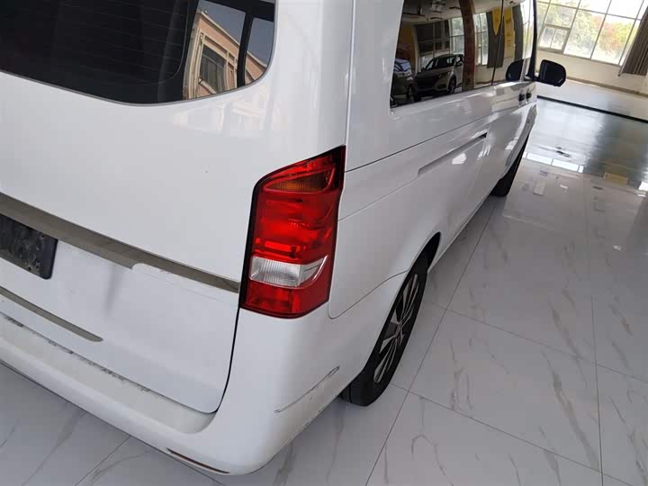 Фото 8 - Mercedes-Benz Vito