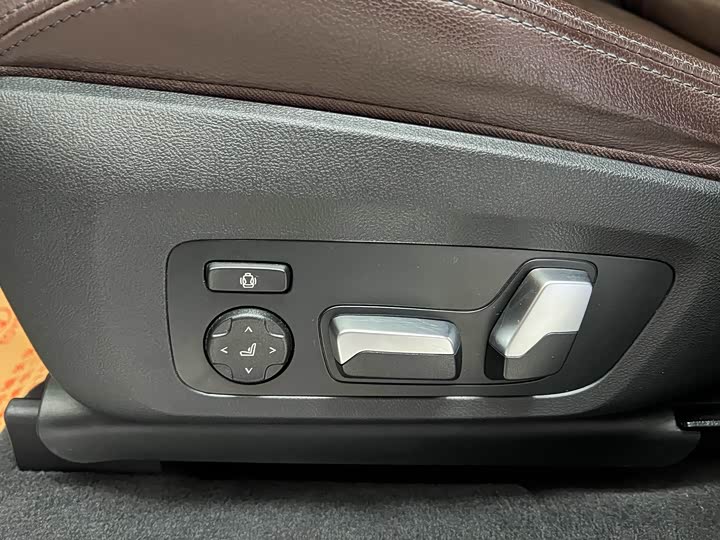 Фото 15 - BMW X3