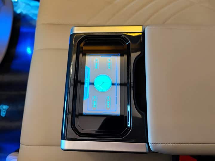 Фото 24 - Mercedes-Benz Vito