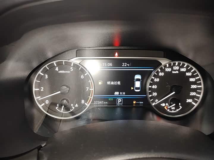 Фото 12 - Nissan Teana