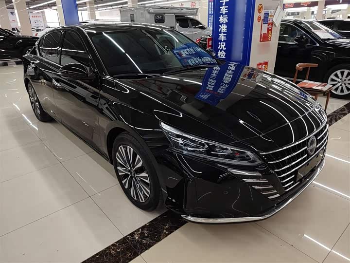 Фото 4 - Nissan Teana