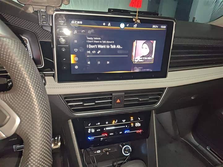 Фото 6 - Volkswagen Tiguan L Pro