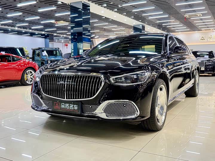 Фото 1 - Mercedes-Benz Maybach S-Class