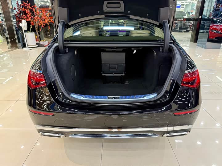 Фото 13 - Mercedes-Benz Maybach S-Class