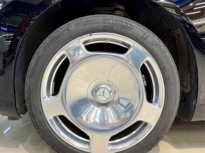 Фото 14 - Mercedes-Benz Maybach S-Class