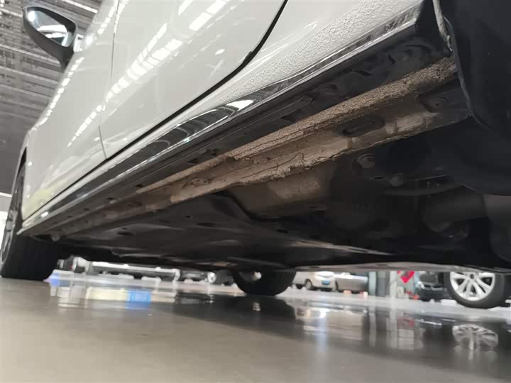 Фото 21 - Volkswagen Golf