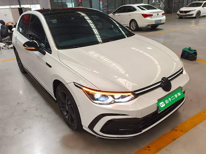 Фото 4 - Volkswagen Golf