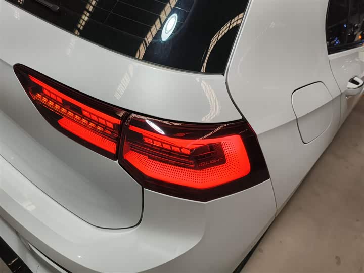 Фото 8 - Volkswagen Golf