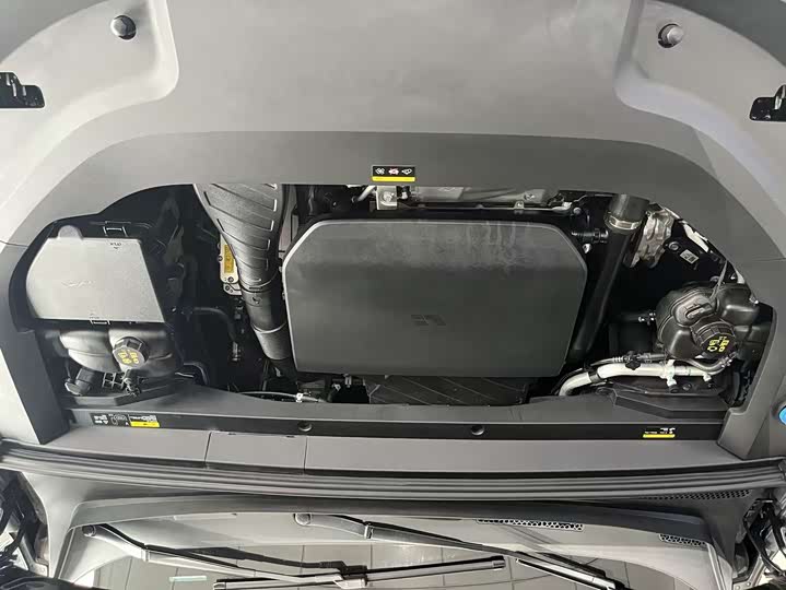 Фото 21 - LiXiang L8