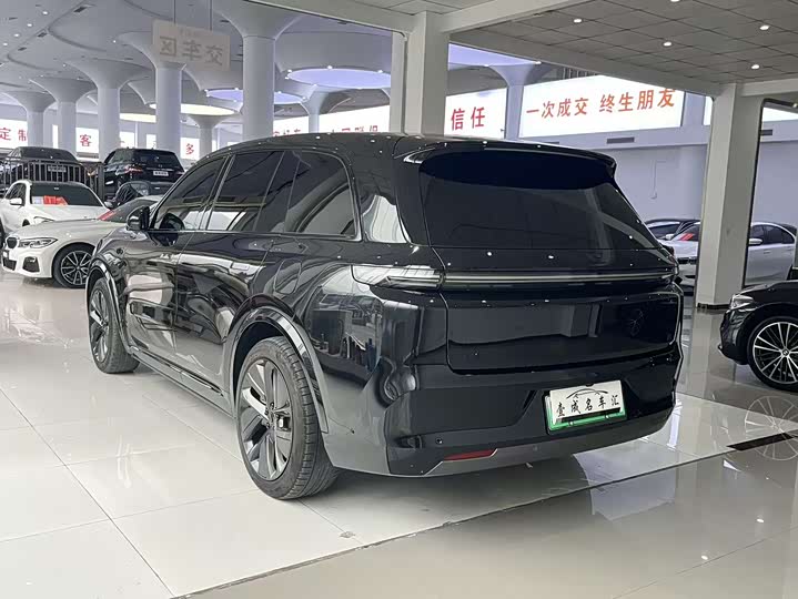 Фото 6 - LiXiang L8