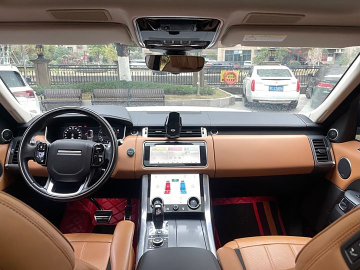 Фото 11 - Land Rover Range Rover Sport