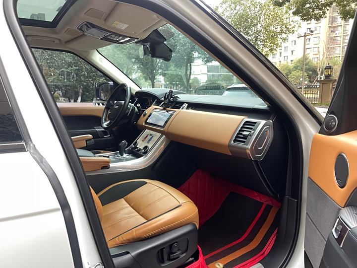 Фото 14 - Land Rover Range Rover Sport