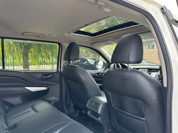 Фото 21 - Nissan Terra