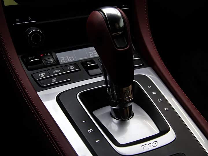 Фото 8 - Porsche 718