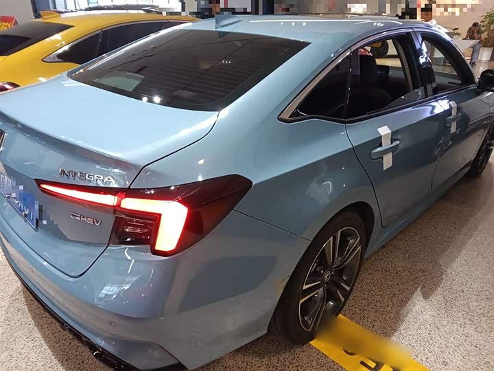 Фото 7 - Honda Integra