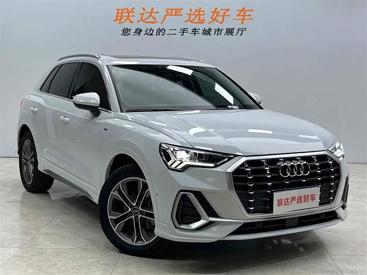 Фото 24 - Audi Q3