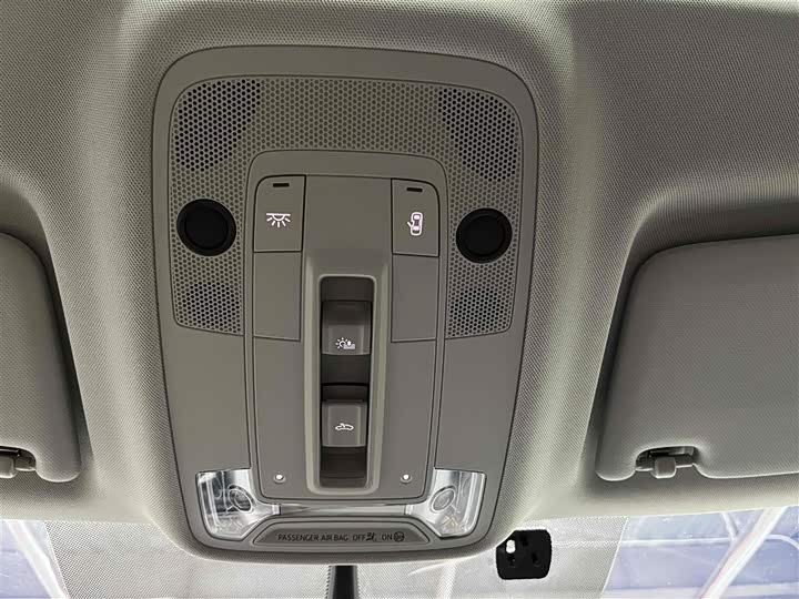 Фото 9 - Audi Q3