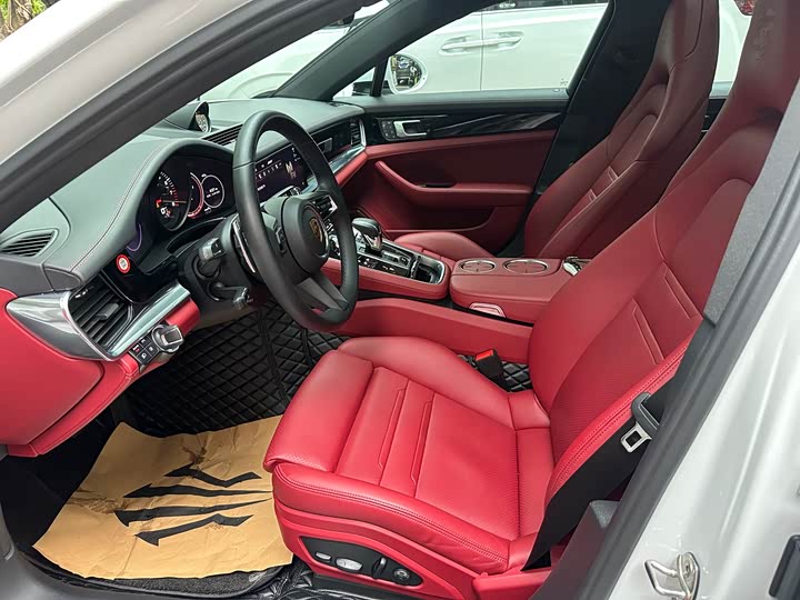 Фото 6 - Porsche Panamera