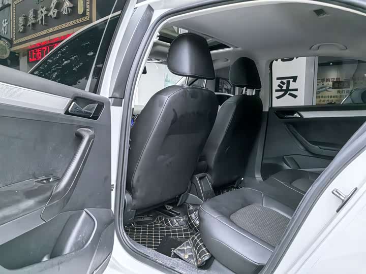 Фото 11 - Jetta VA3