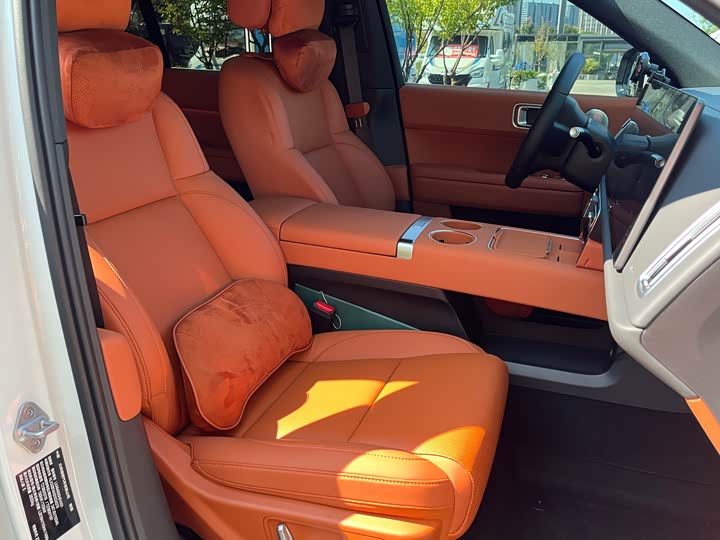 Фото 14 - LiXiang L6