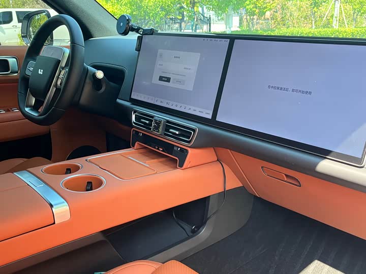 Фото 15 - LiXiang L6