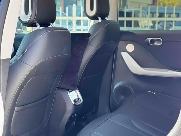 Фото 6 - Smart #1