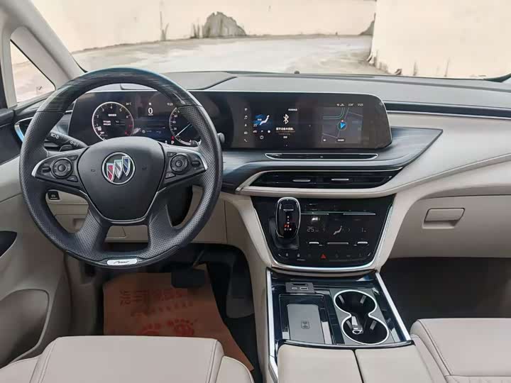 Фото 6 - Buick GL8 ES
