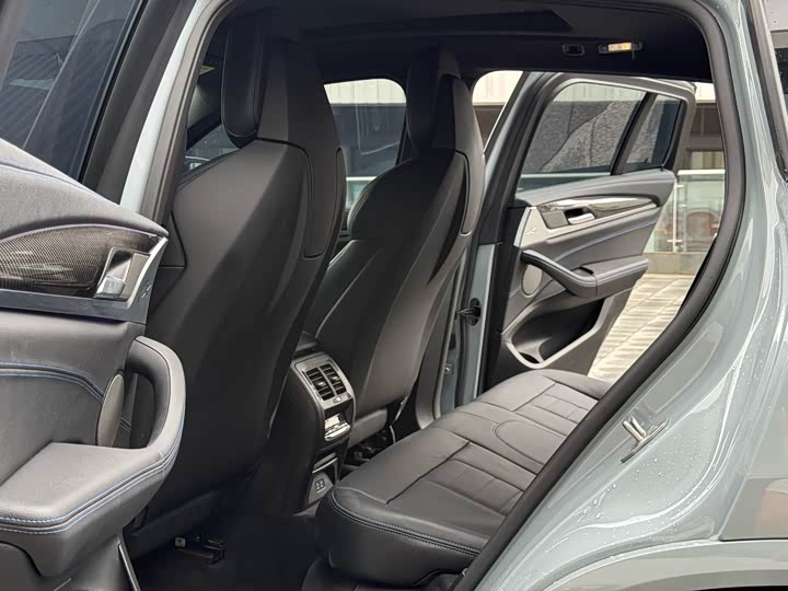 Фото 10 - BMW X4