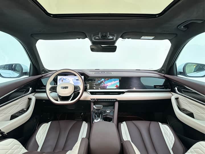 Фото 12 - Geely Monjaro