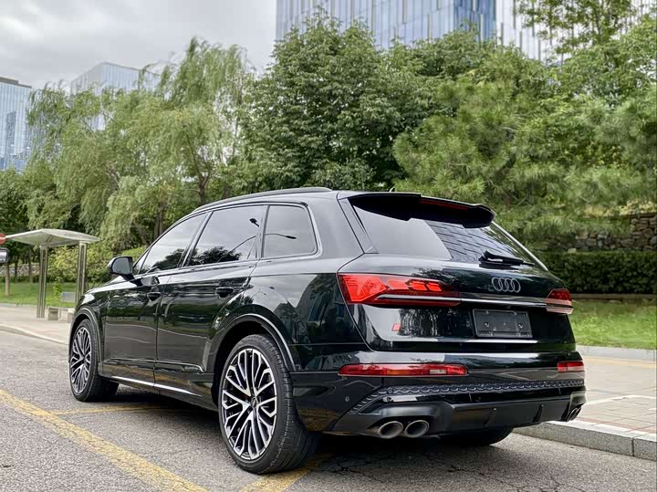 Фото 3 - Audi SQ7