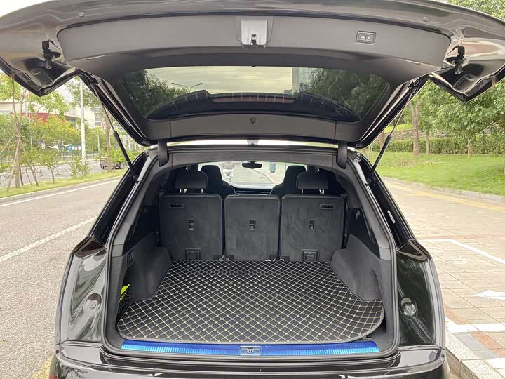 Фото 7 - Audi SQ7