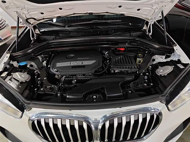 Фото 20 - BMW X1