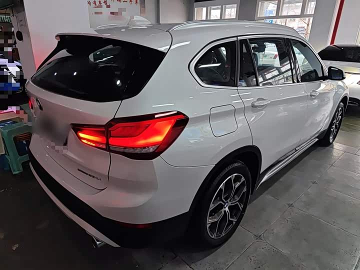 Фото 7 - BMW X1