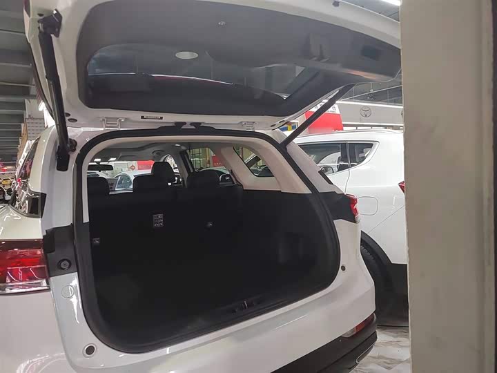 Фото 16 - Changan Oshan X7 Plus