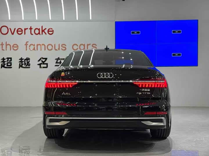 Фото 5 - Audi A6L