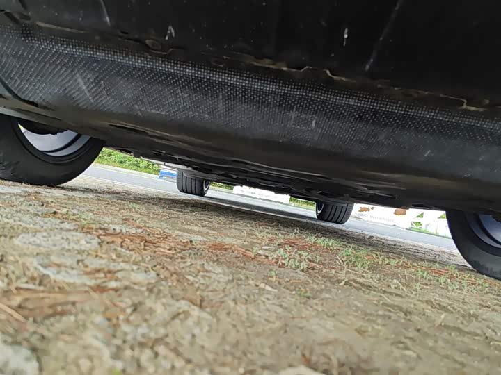 Фото 10 - Porsche Cayenne Hybrid