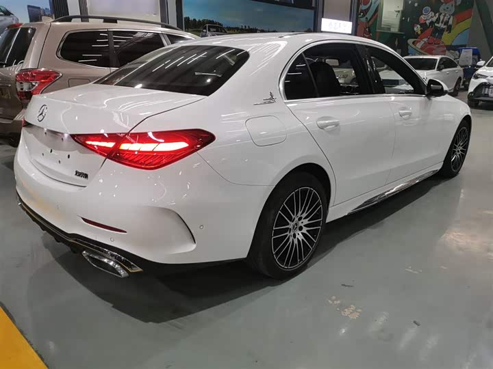 Фото 7 - Mercedes-Benz C-Class