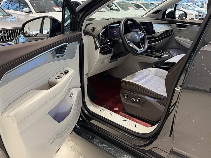 Фото 9 - Volkswagen Talagon