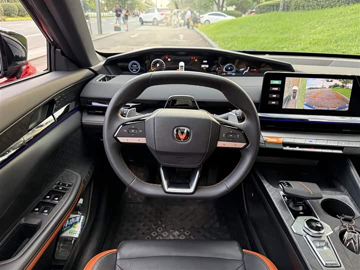 Фото 18 - Changan UNI-V